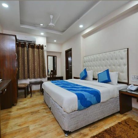 Hotel I Stay & Revels Near New Delhi Railway Station- By Ap Singh Hotels Kültér fotó