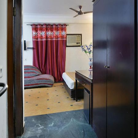 Hotel I Stay & Revels Near New Delhi Railway Station- By Ap Singh Hotels Kültér fotó