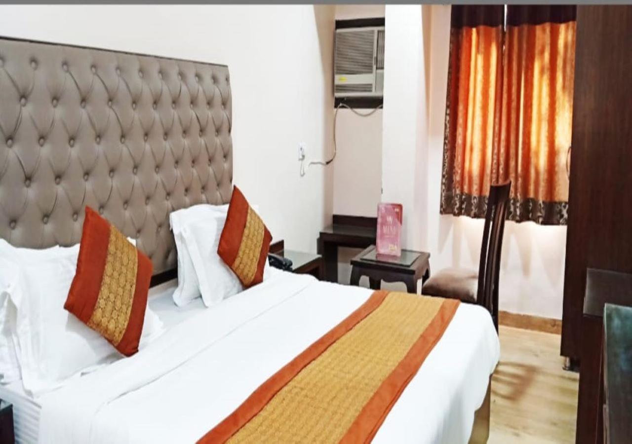 Hotel I Stay & Revels Near New Delhi Railway Station- By Ap Singh Hotels Kültér fotó