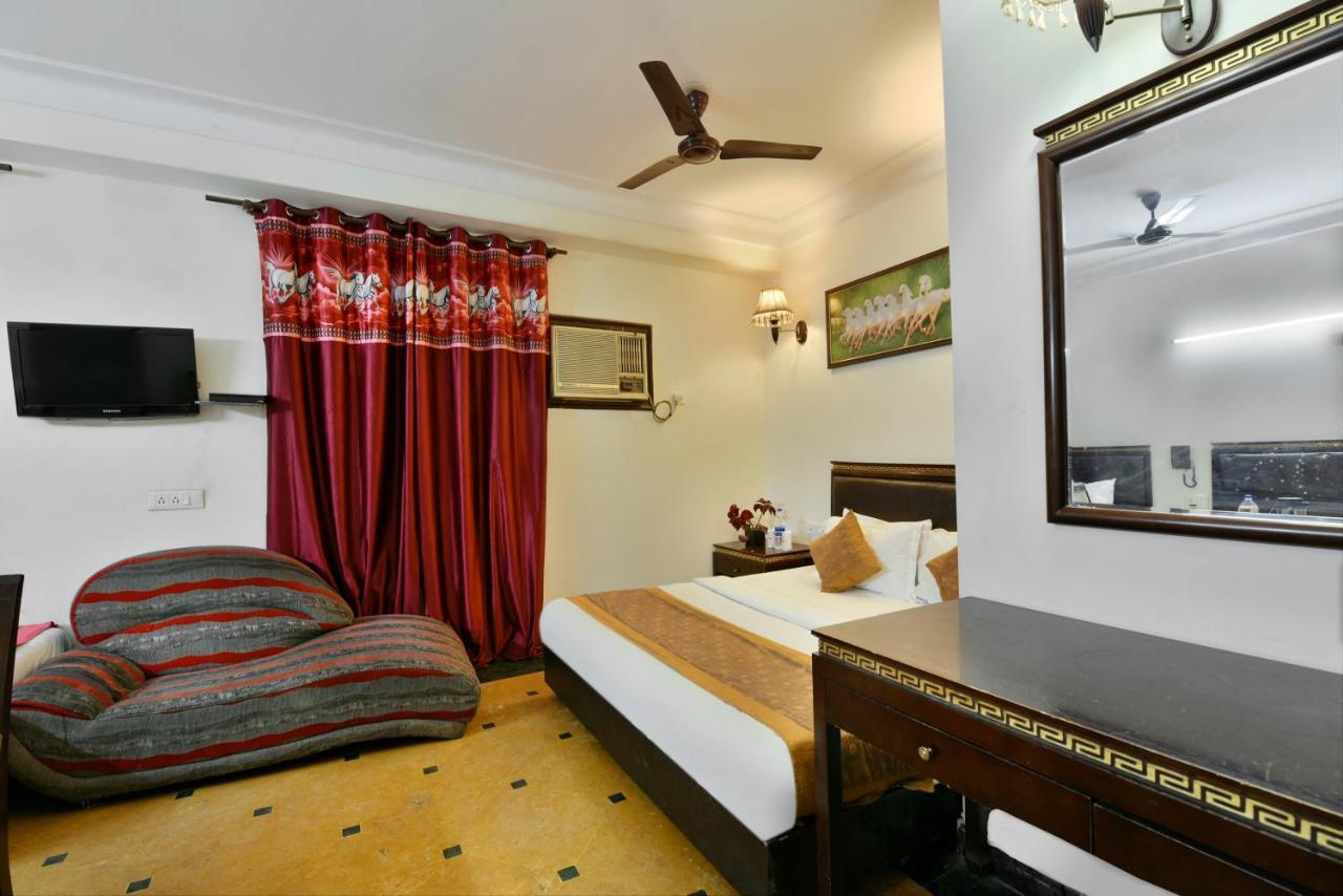 Hotel I Stay & Revels Near New Delhi Railway Station- By Ap Singh Hotels Kültér fotó