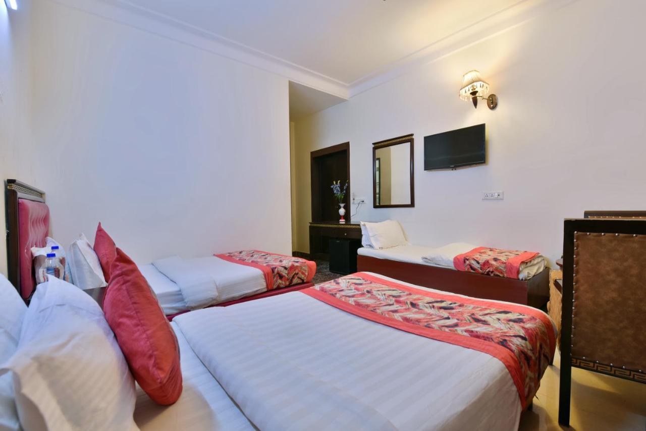 Hotel I Stay & Revels Near New Delhi Railway Station- By Ap Singh Hotels Kültér fotó