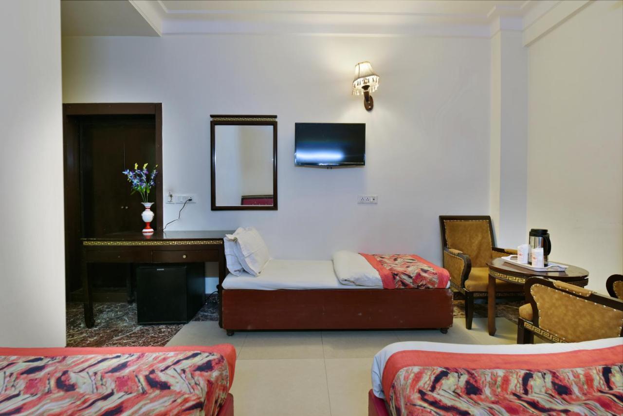 Hotel I Stay & Revels Near New Delhi Railway Station- By Ap Singh Hotels Kültér fotó
