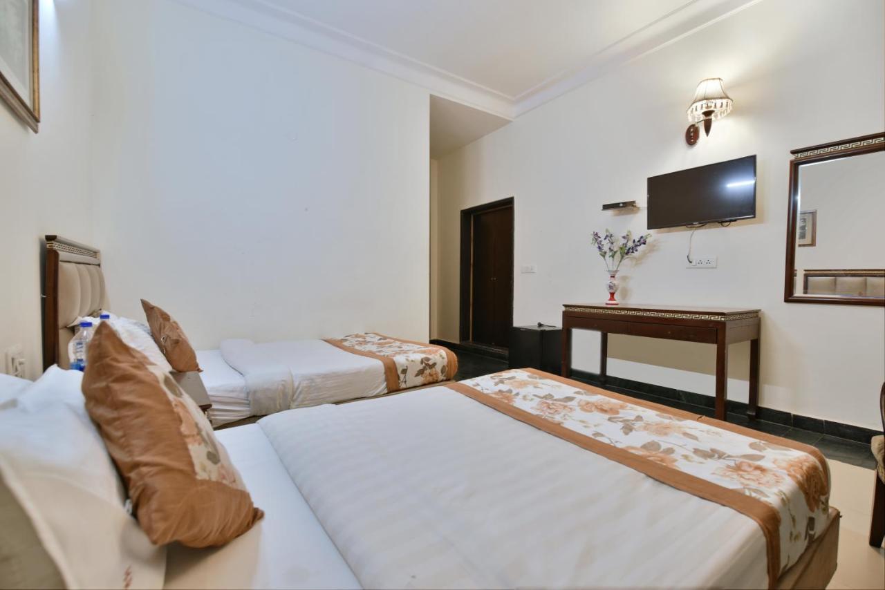 Hotel I Stay & Revels Near New Delhi Railway Station- By Ap Singh Hotels Kültér fotó